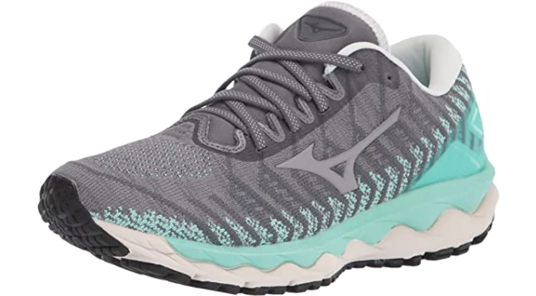 Mizuno Wave Sky 4
