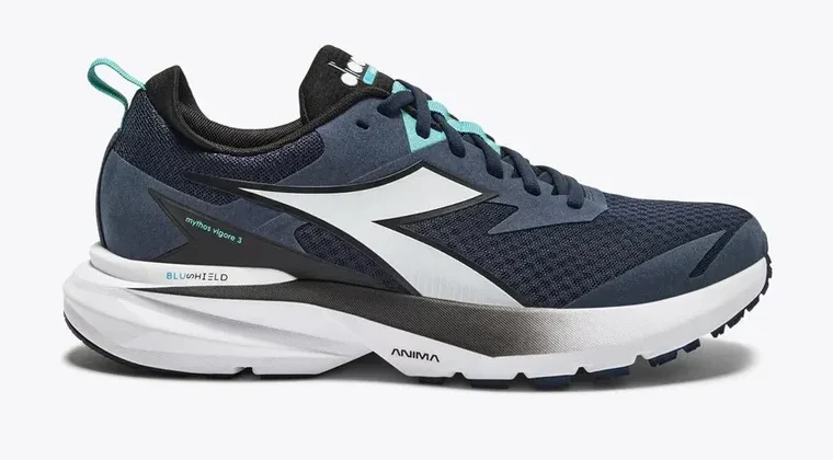 Diadora Mythos Blushield Vigore 3